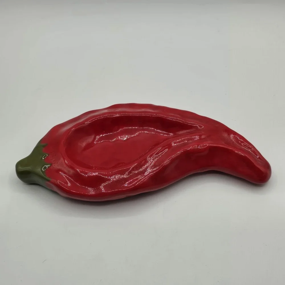 CHILI PEPPER CERAMIC SPOON‎ REST